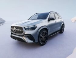 Mercedes-Benz GLE 450e 2025: A Glimpse into the Future of Hybrid SUVs